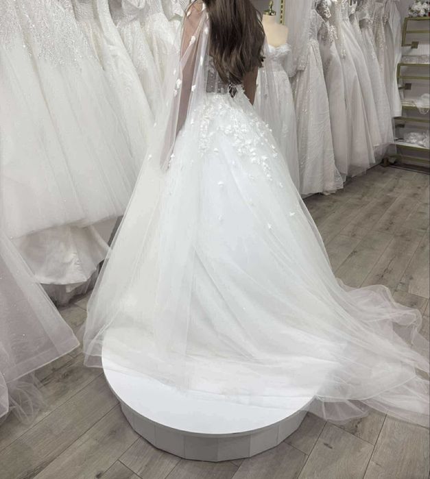 Булчинска  рокля