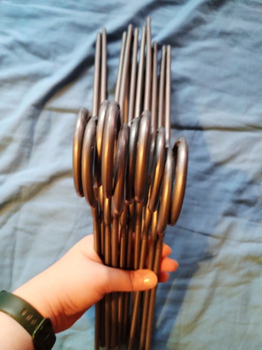 Set 10 + 7 umerașe din plastic