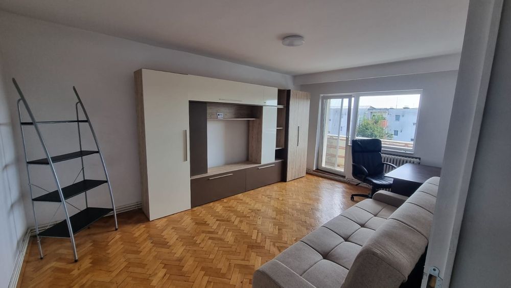 Inchiriez apartment cu 3 camere  Cartier Mărăști (Cluj)