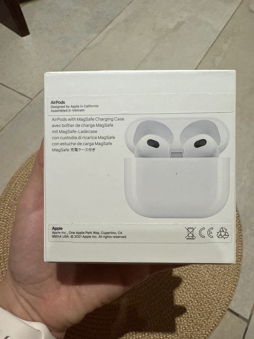 Casti AirPods Apple 3rd generation