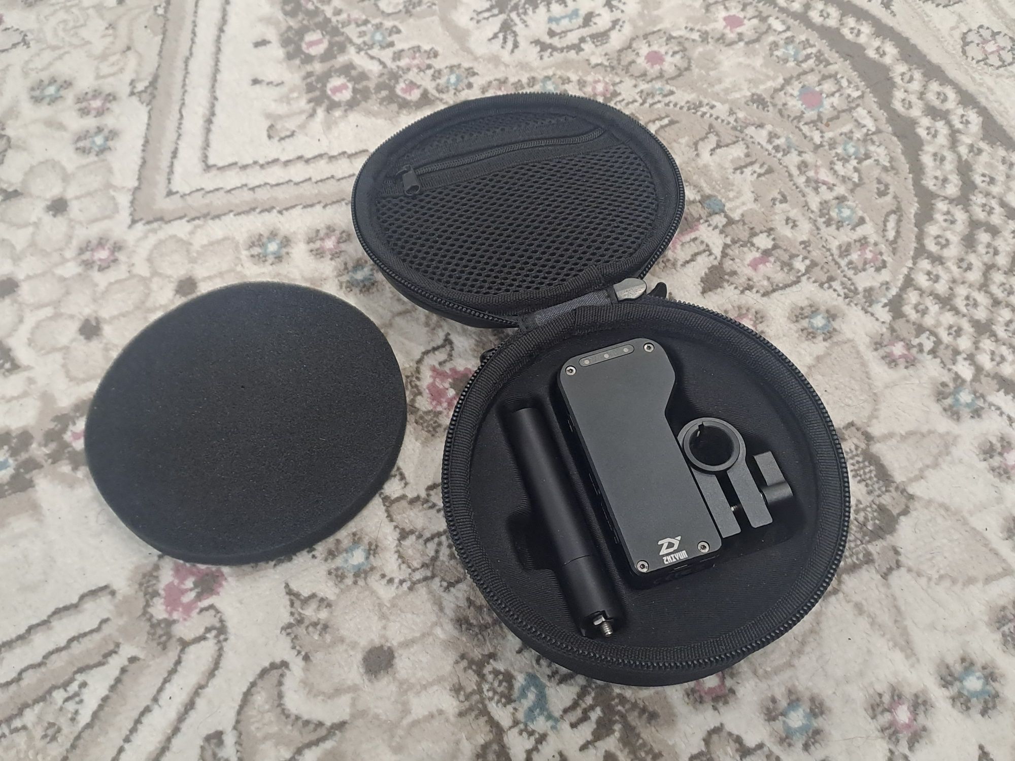Продам стабилизатор Zhiyun Crane 2