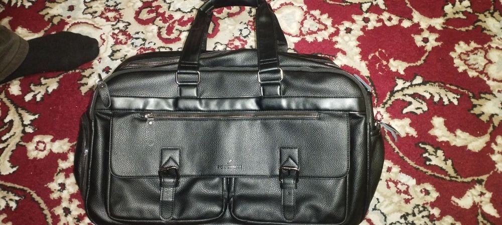 Sumka ruchnoy sotiladi