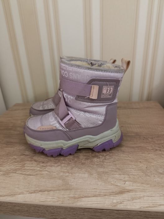 Продам детские сапоги