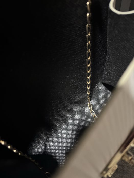 Чисто нова дамска чанта