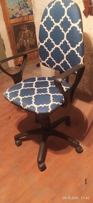 Компьютерное кресло