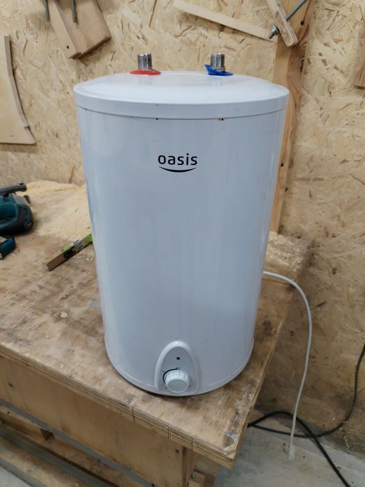 Продам Водонагреватель