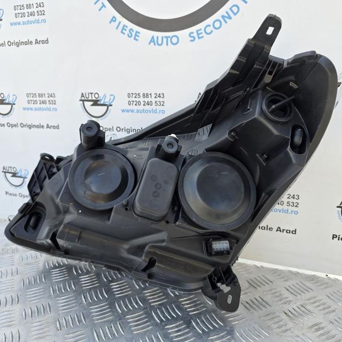 Far dreapta crom halogen Opel Astra H GTC