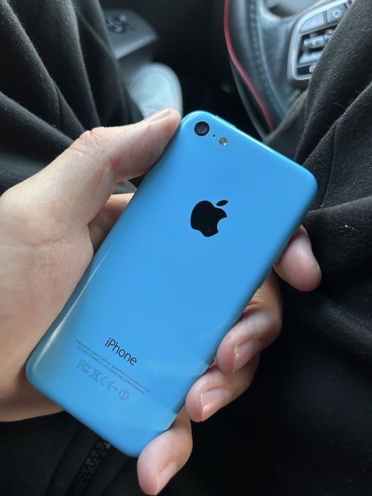 iPhone 5c 16 gb 2013