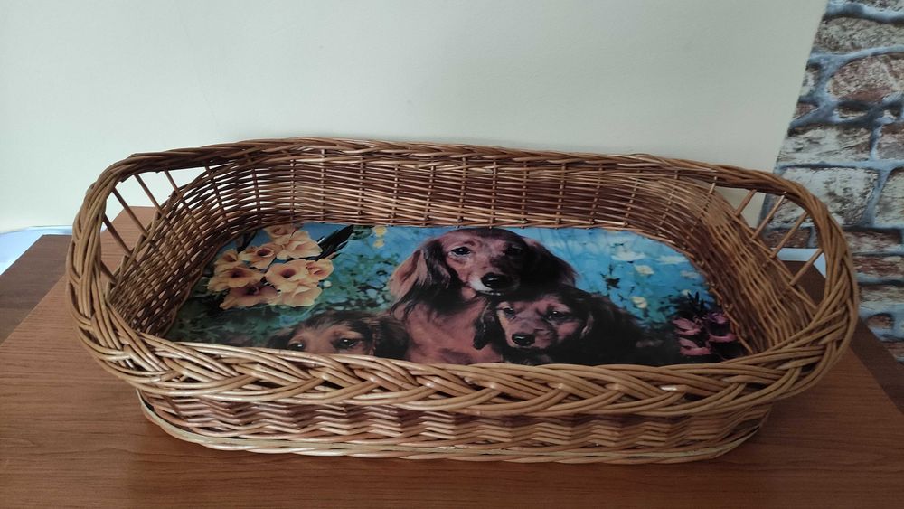 Два големи плетени панера/подноса с подсилено дъно