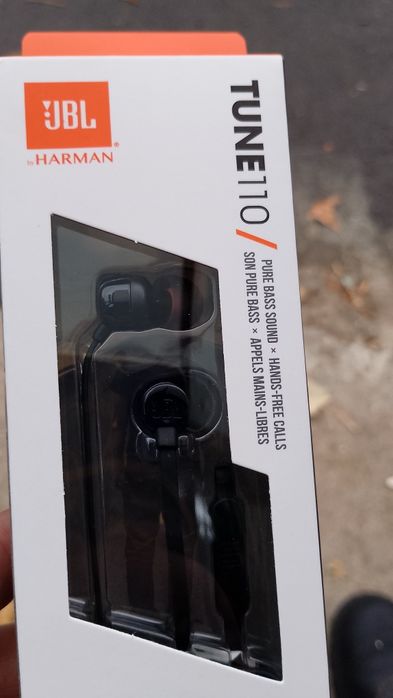 слушалки JBL TUNE110