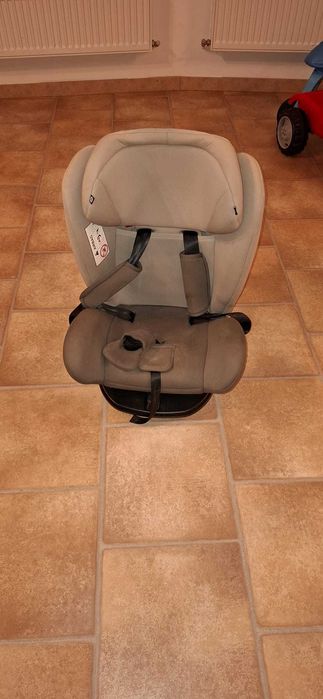 Vand scaun auto cu isofix