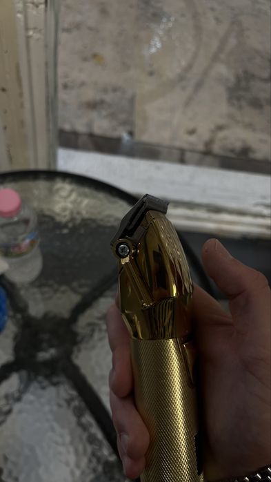 Продавам тази машинка