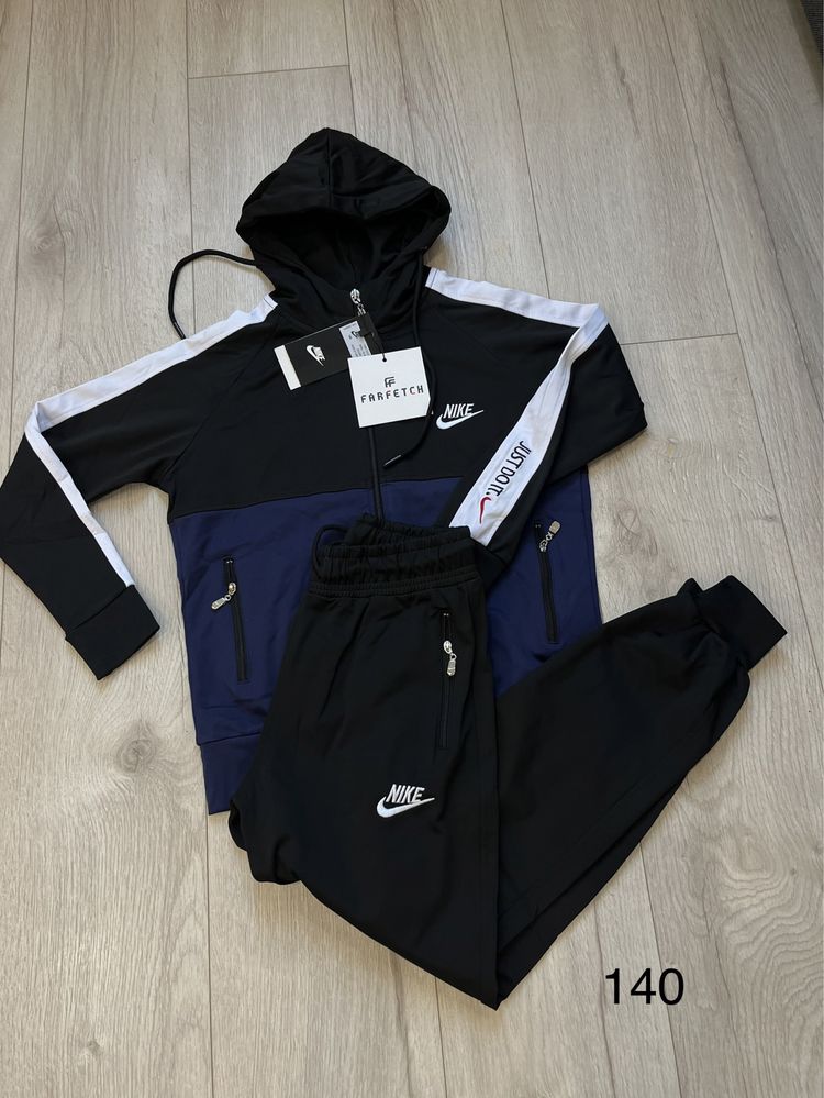 Екипи,спортни долниша Nike,Lacoste