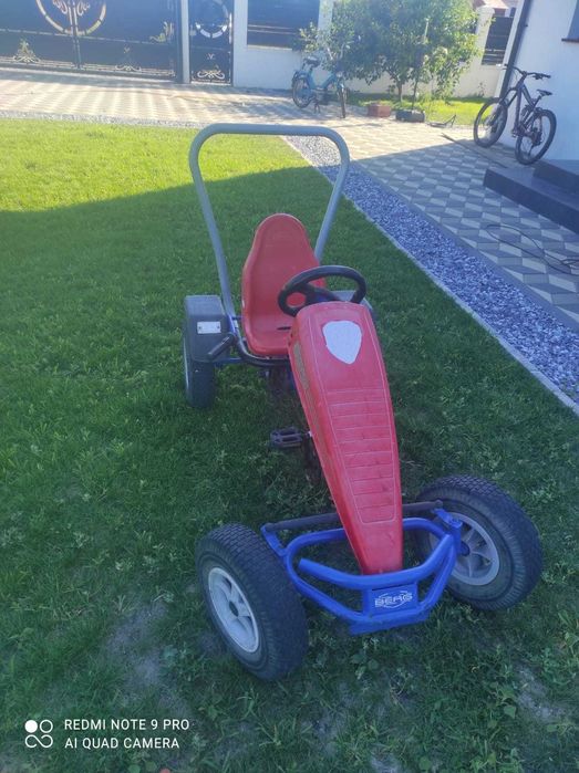 Vând kart cu pedale BERG adulți/copii