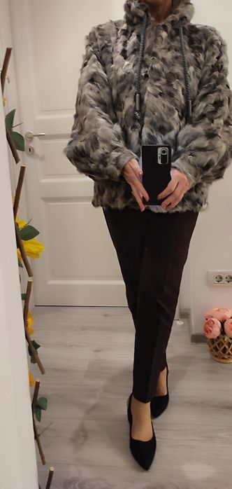 Blanita naturala de nurca, vintage, gri/negru, superbă, mărime M-L