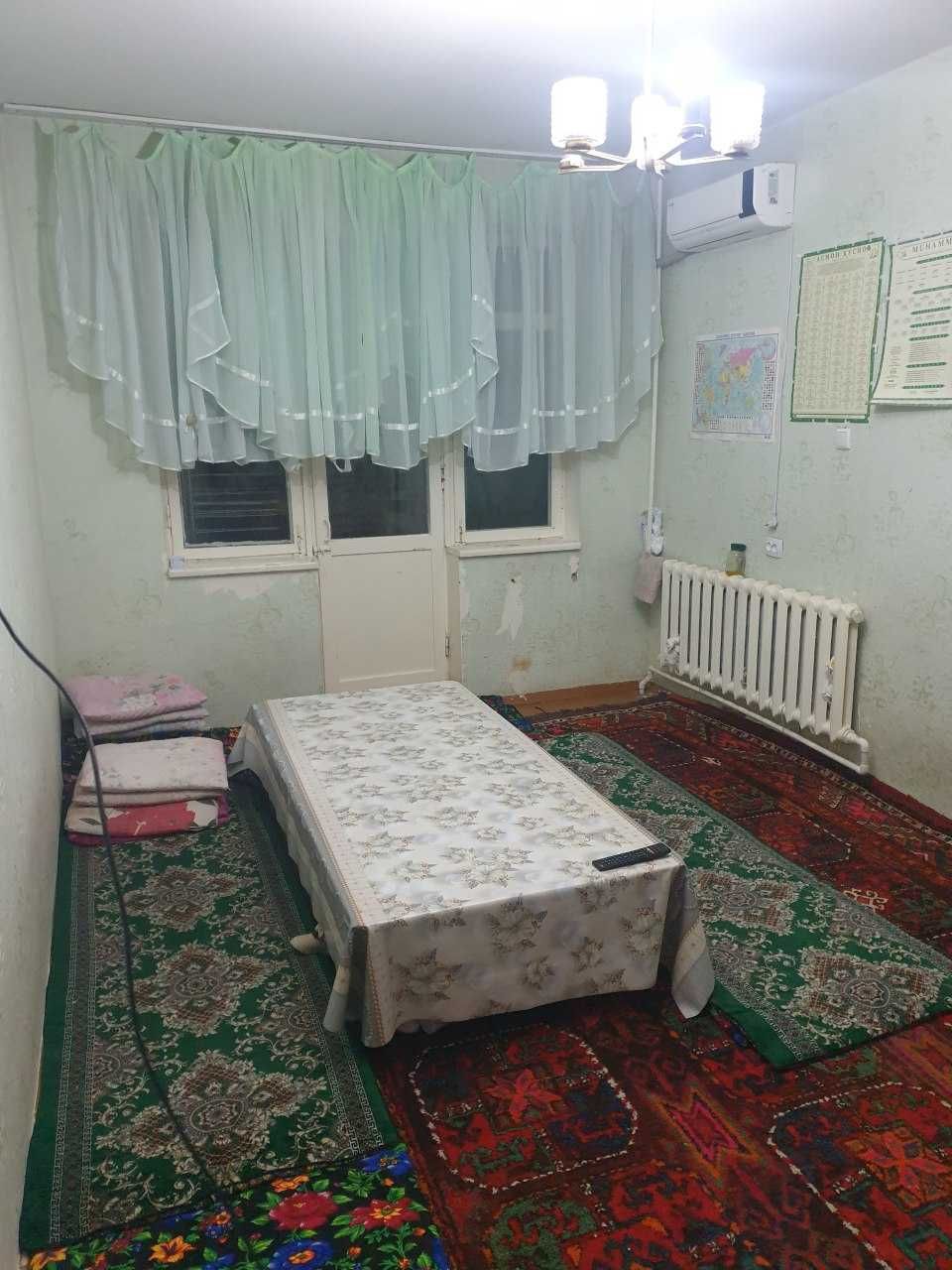 Kvartira Sotiladi 1 xonali Navoiy Shahar.