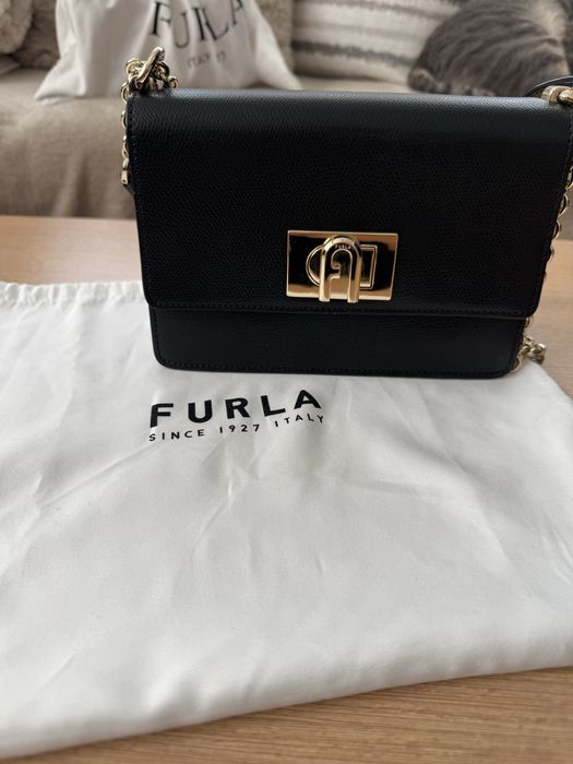 Черна чанта Furla 1927
