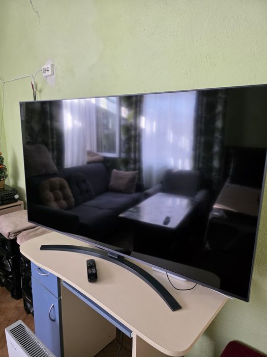 Телевизор LG 55"