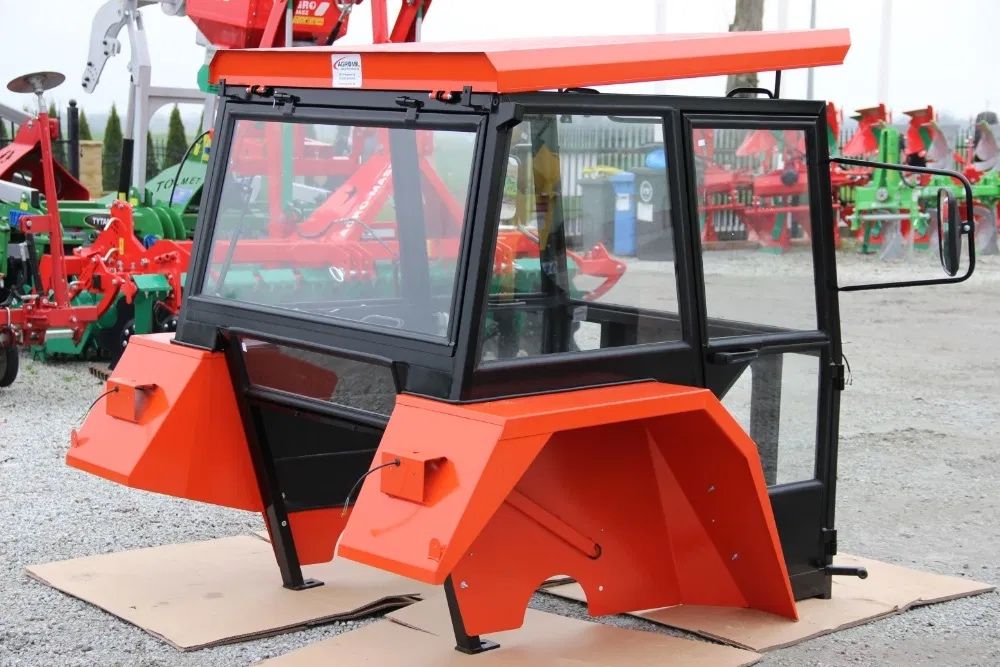 Cabina Universala Tractor Complet Echipata Fiat Ursus  Noua