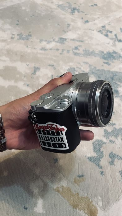 Sony 6400 + 50mm обьектив