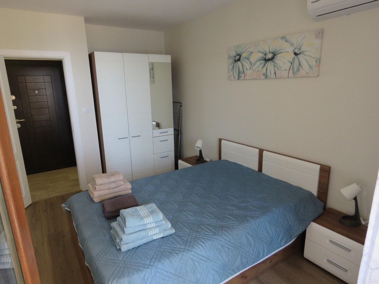 Дава се под наем Двустаен апартамент в Бургас, Сарафово - 65 кв.м за 612 € - Снимка #8