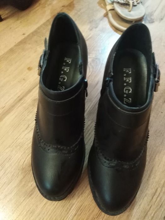 Дамски маратонки