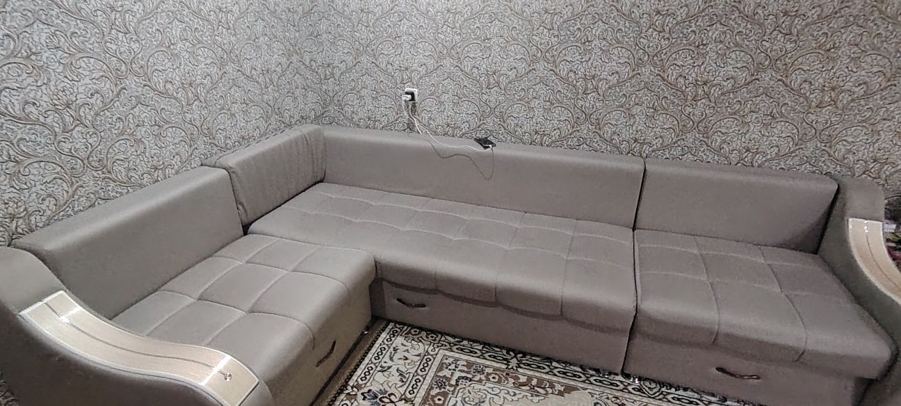 Продам диван в отличном состоянии
