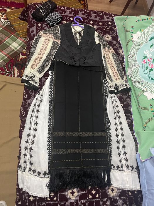 Costum national taranesc