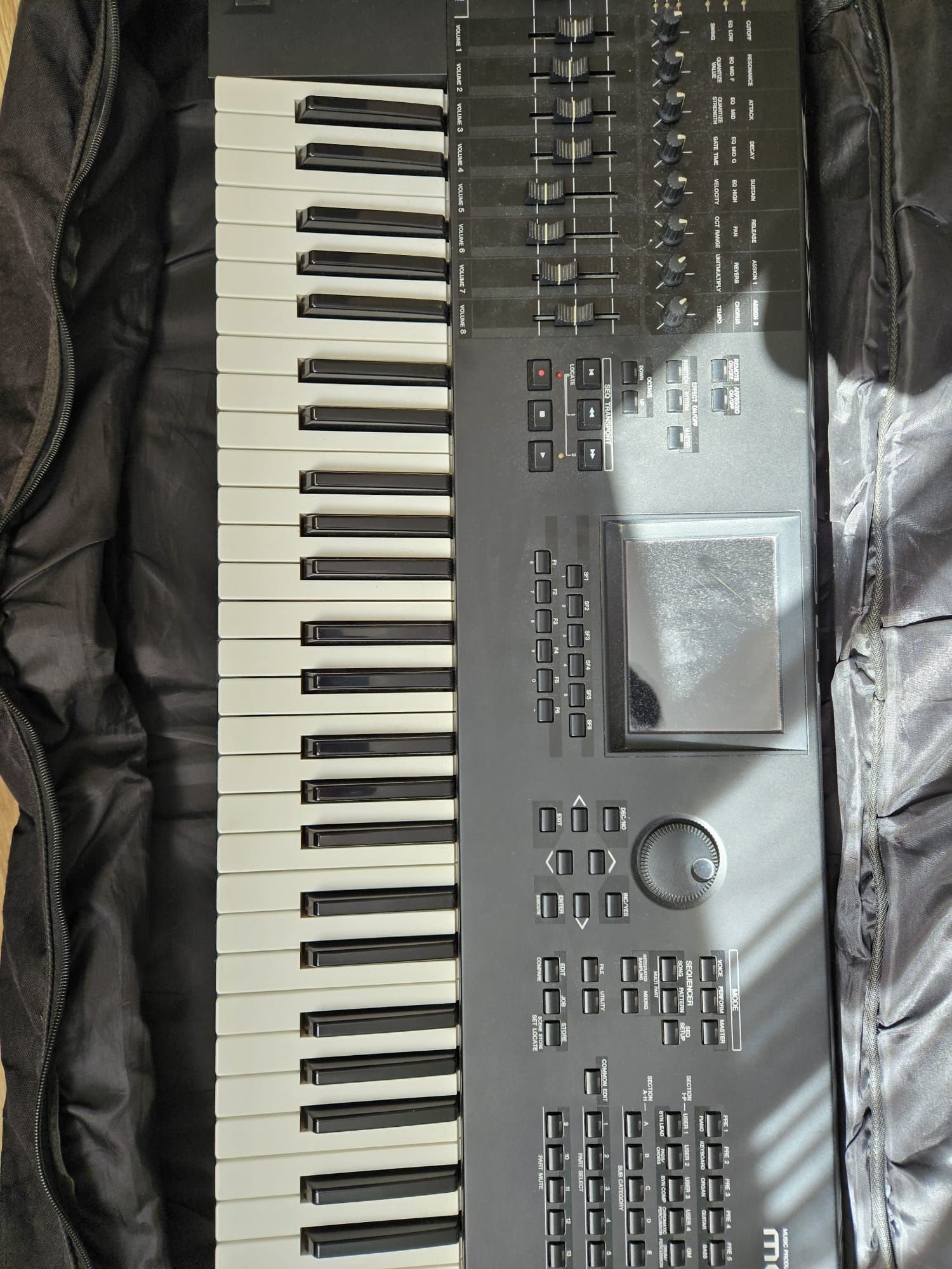 Vand orga yamaha motif Es 6