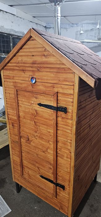 Afumatoare pe structura metalica