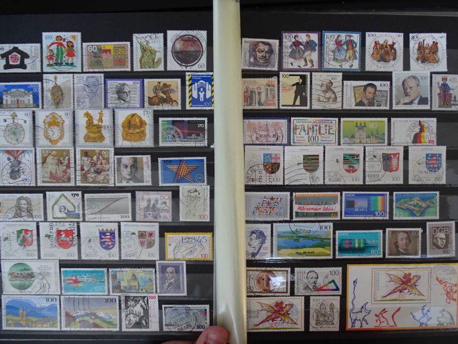 Germania Bund - Clasor cu timbre stampilate 1960-2000 (Lot 334)