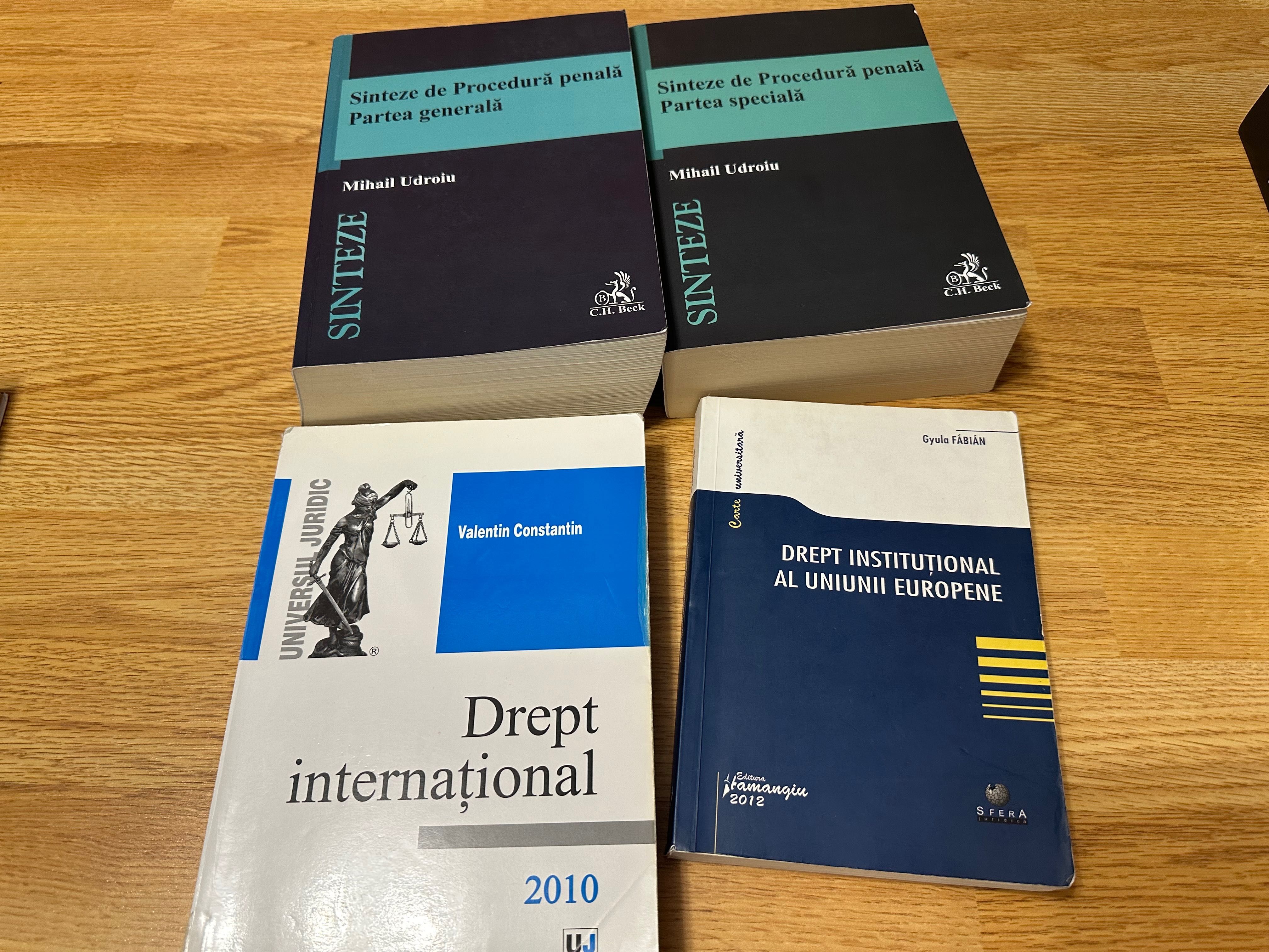 Vând 4 pachete cu cărți de drept (2010 - 2022)