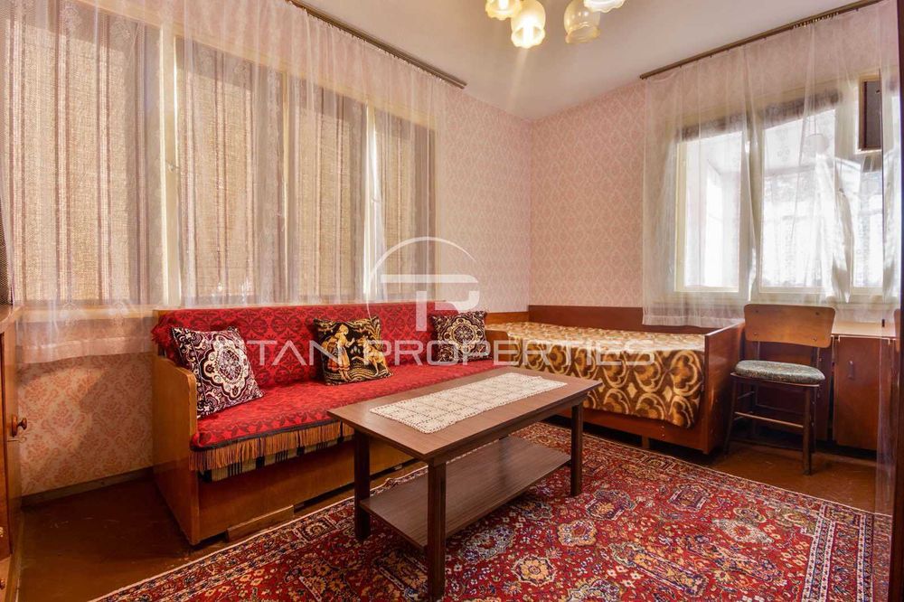 Етаж от къща в Хисаря