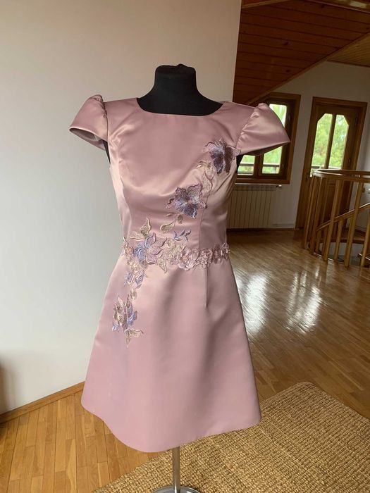 Rochie ocazie roz nude