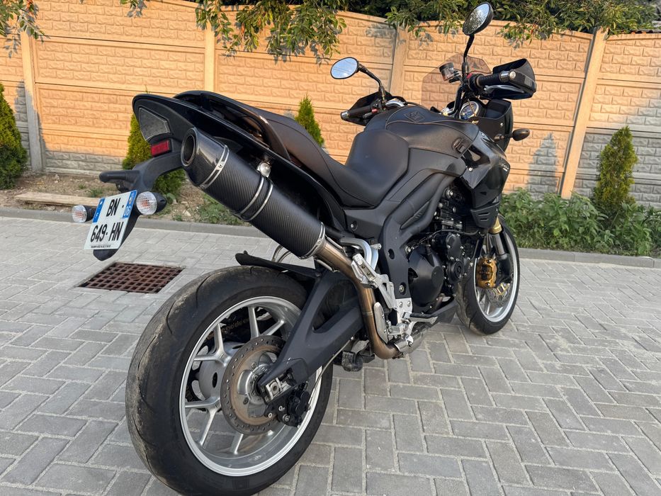 Triumph Tiger 1050 an 2011 , SC Project,