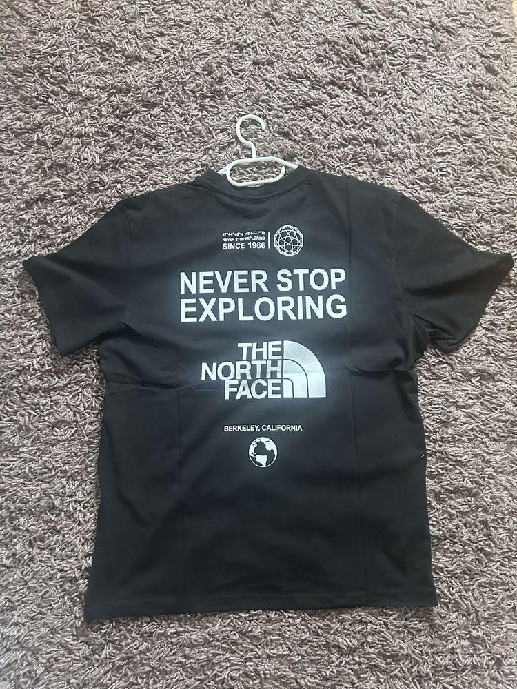 Tricou the north face