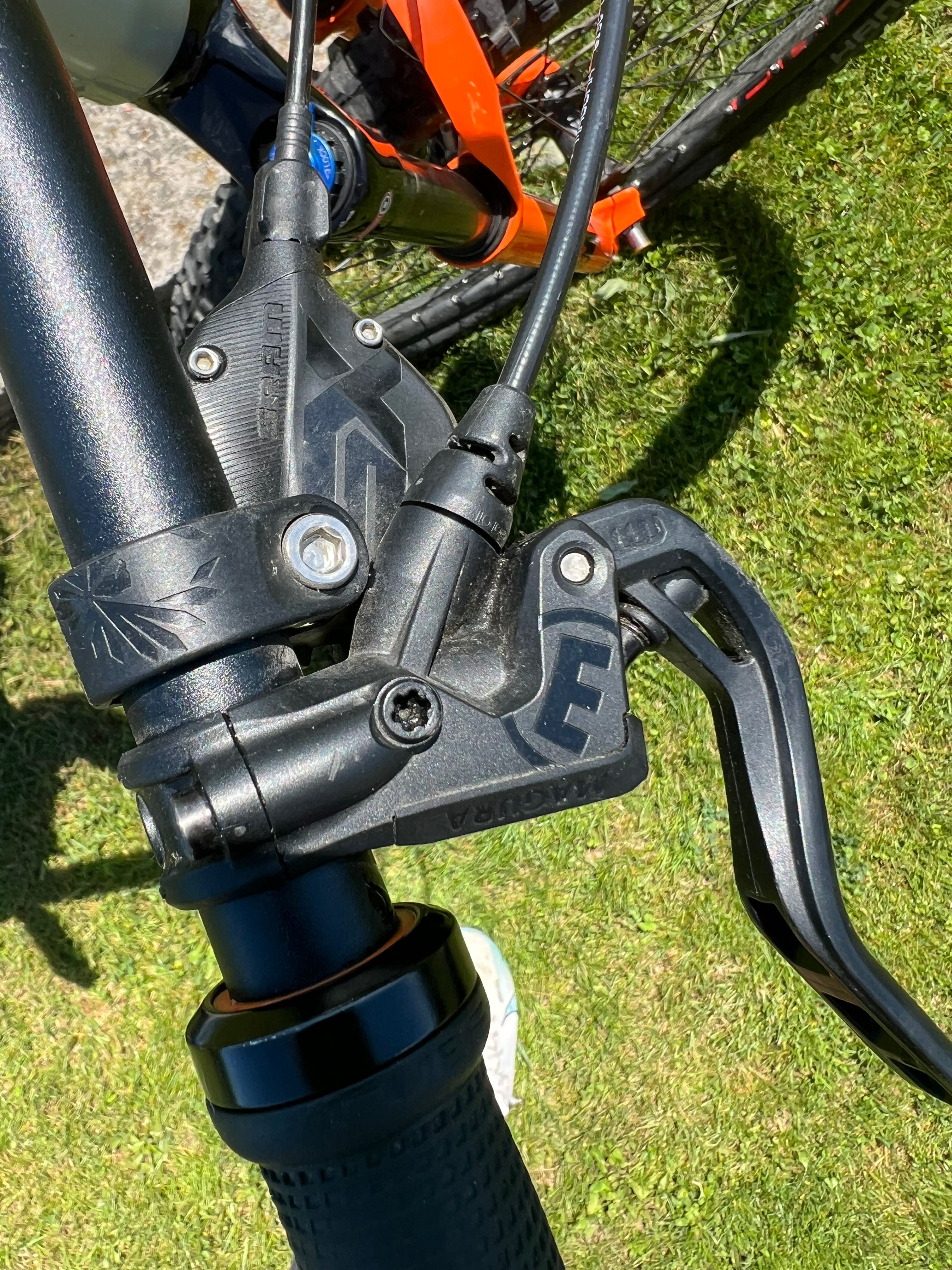 Bicicletă cube stereo 120 hpa full suspension 2021
