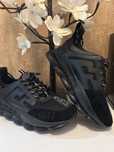 VERSACE Chain Reaction 39