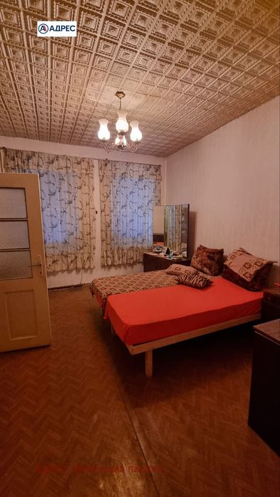 Етаж от къща в Ловеч, област-гр.Луковит площ 104 цена 48573