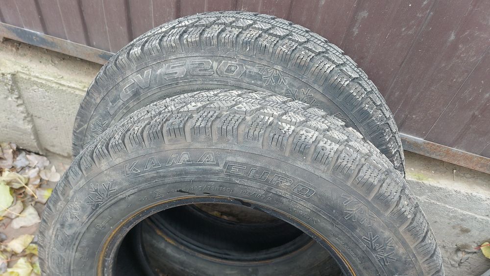 Продам шипованные покрышки  резина на газель