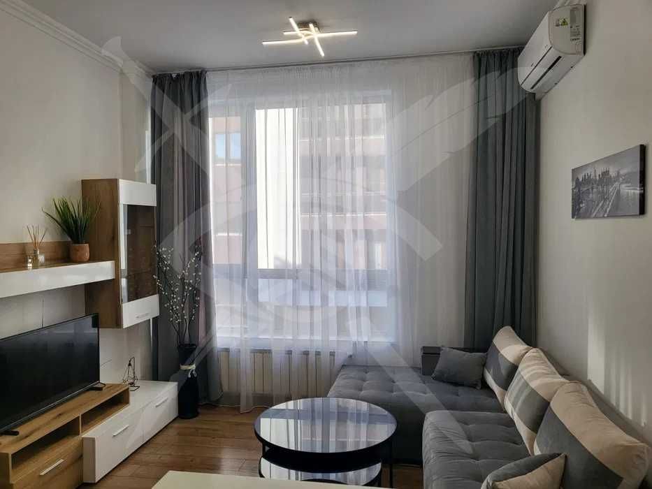 Продава се Двустаен апартамент в Пловдив, Гагарин - 50 кв.м за 1980 €/кв.м - Снимка #4