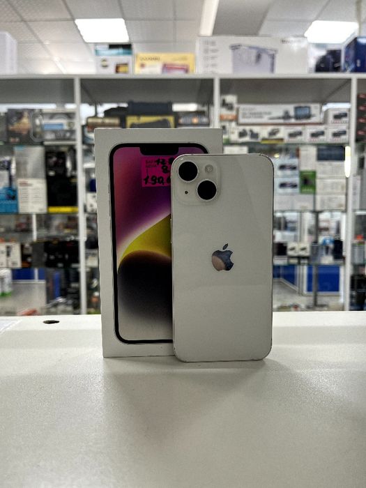 Apple iPhone 14, 128gb, 82%.