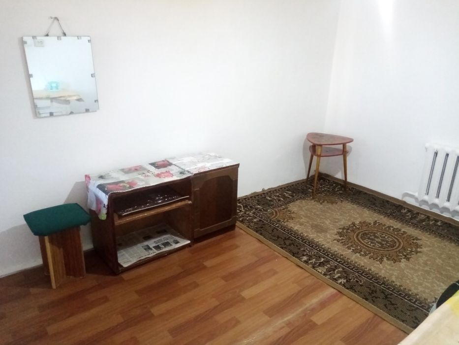 Сдам комнату в районе КОЛХОЗНОГО РЫНКА, В часном секторе