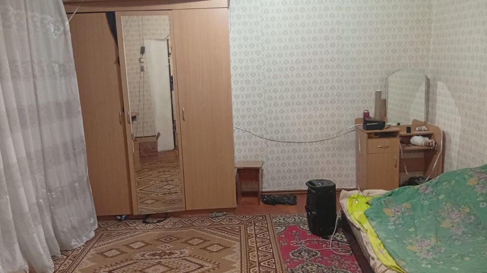 Сдам дом барачного типа комната кухня