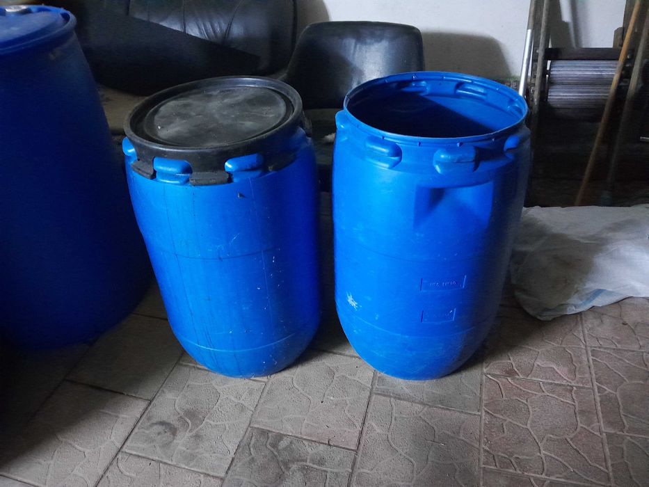 Butoaie plastic diferite marimi