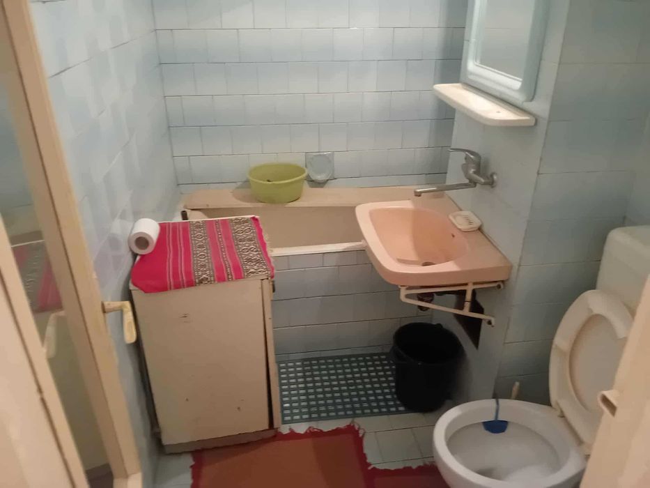 Garsoniera 33mp Darmanesti etaj 3 balcon luminoasa calduroasa