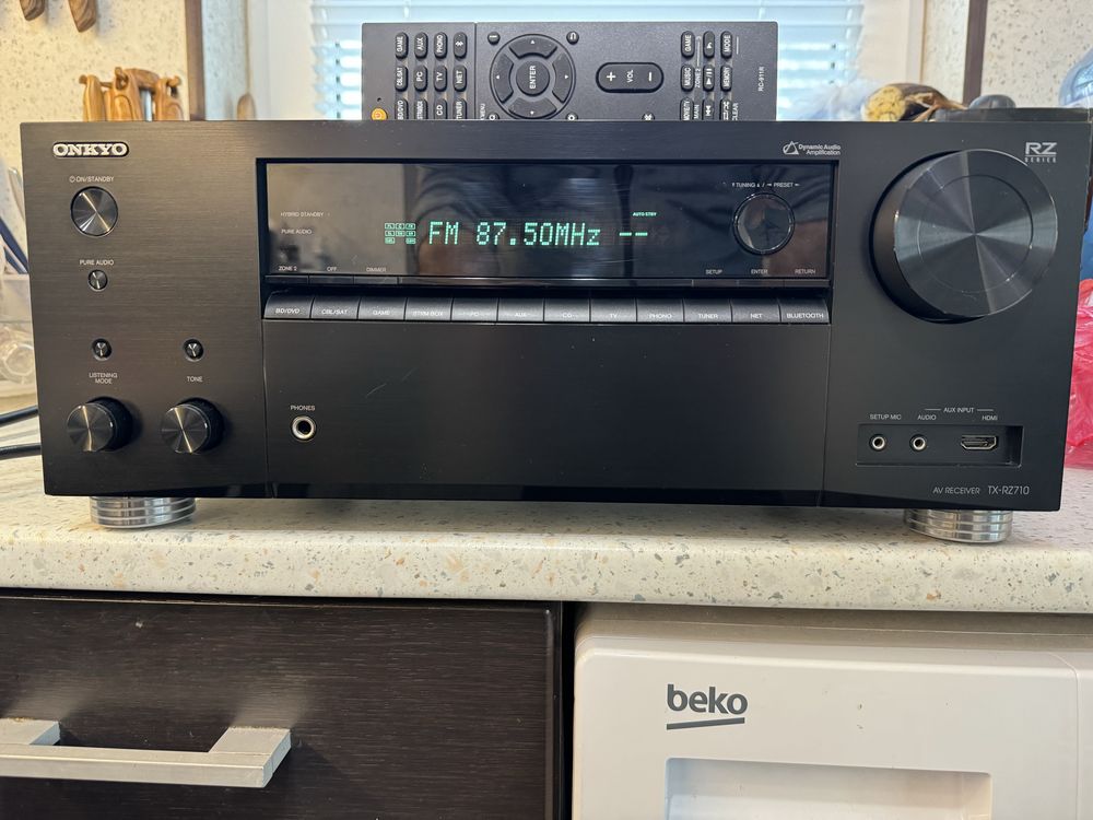 Като нов Onkyo TX-RZ710