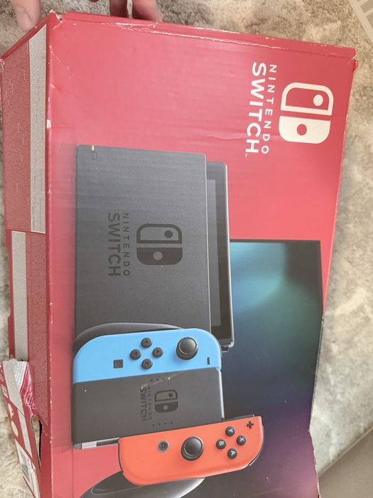 Vand nitendo switch putin folosit
