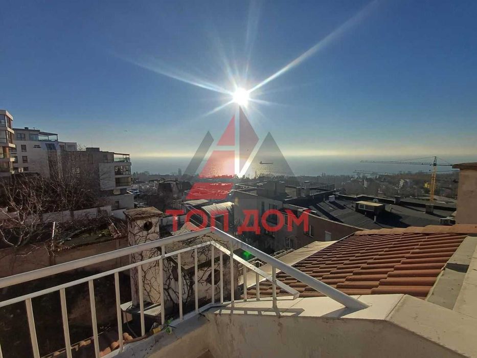 Дава се под наем Тристаен апартамент в Варна, Бриз - 150 кв.м за 867 € - Снимка #16