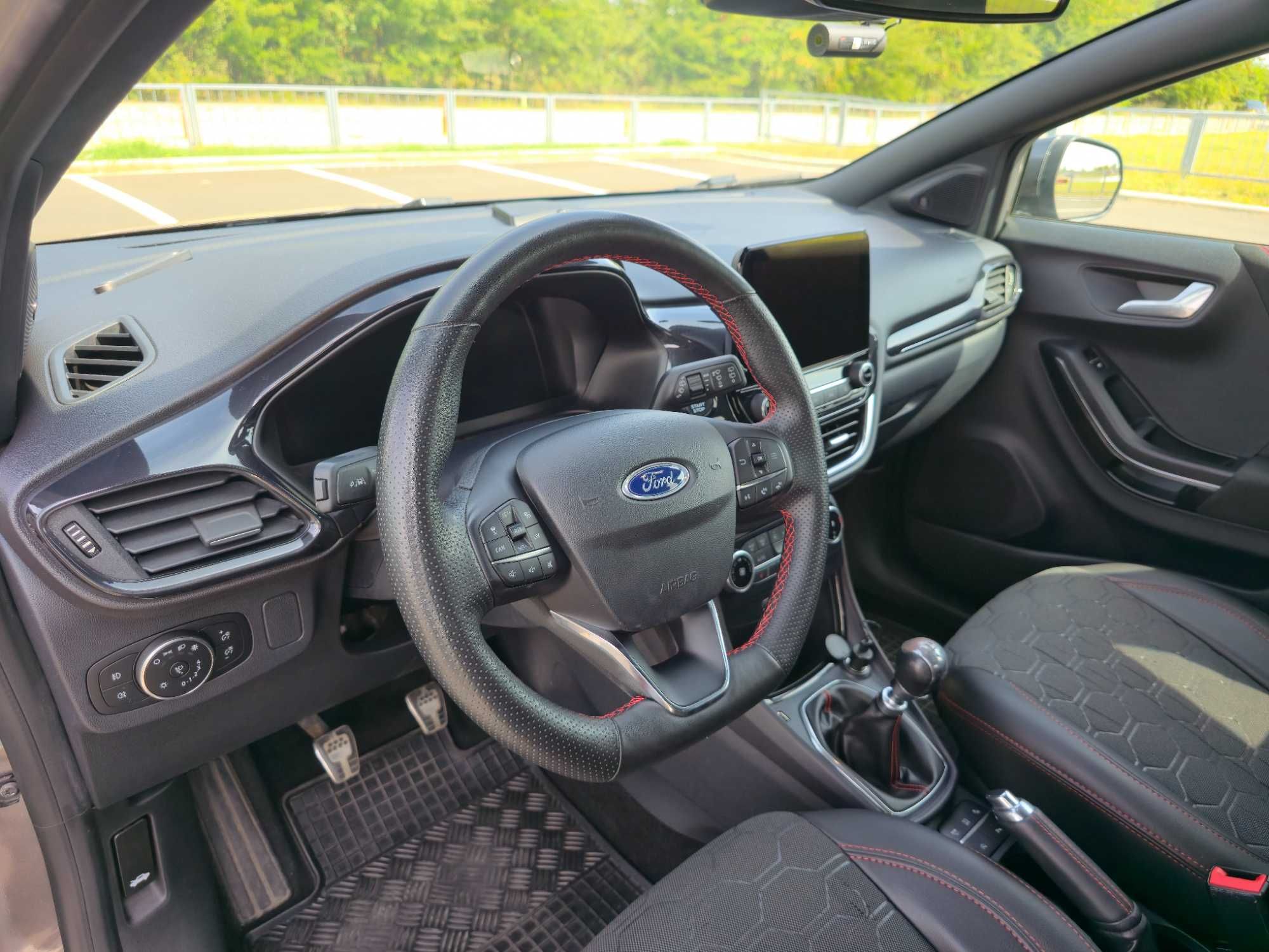 Ford Puma 1.0 EcoBoost MHEV ST Line
